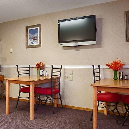 U-Bar Motel Canistota Dış mekan fotoğraf